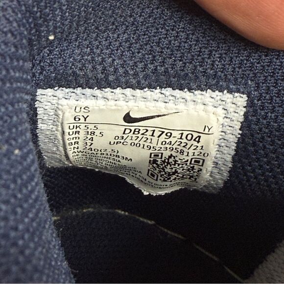 Nike Shoes Womens Size 7.5 Dunk High Midnight Navy Blue Sneakers DB2179-104 - Picture 9 of 10